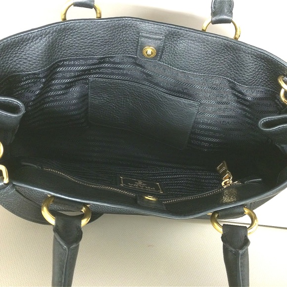 100% Authentic PRADA VITELLO DAINO NERO PEBBLED LE - Picture 3 of 8